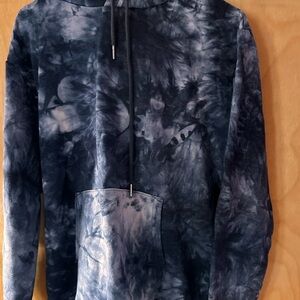 Women's Tie-Dye Hoodie